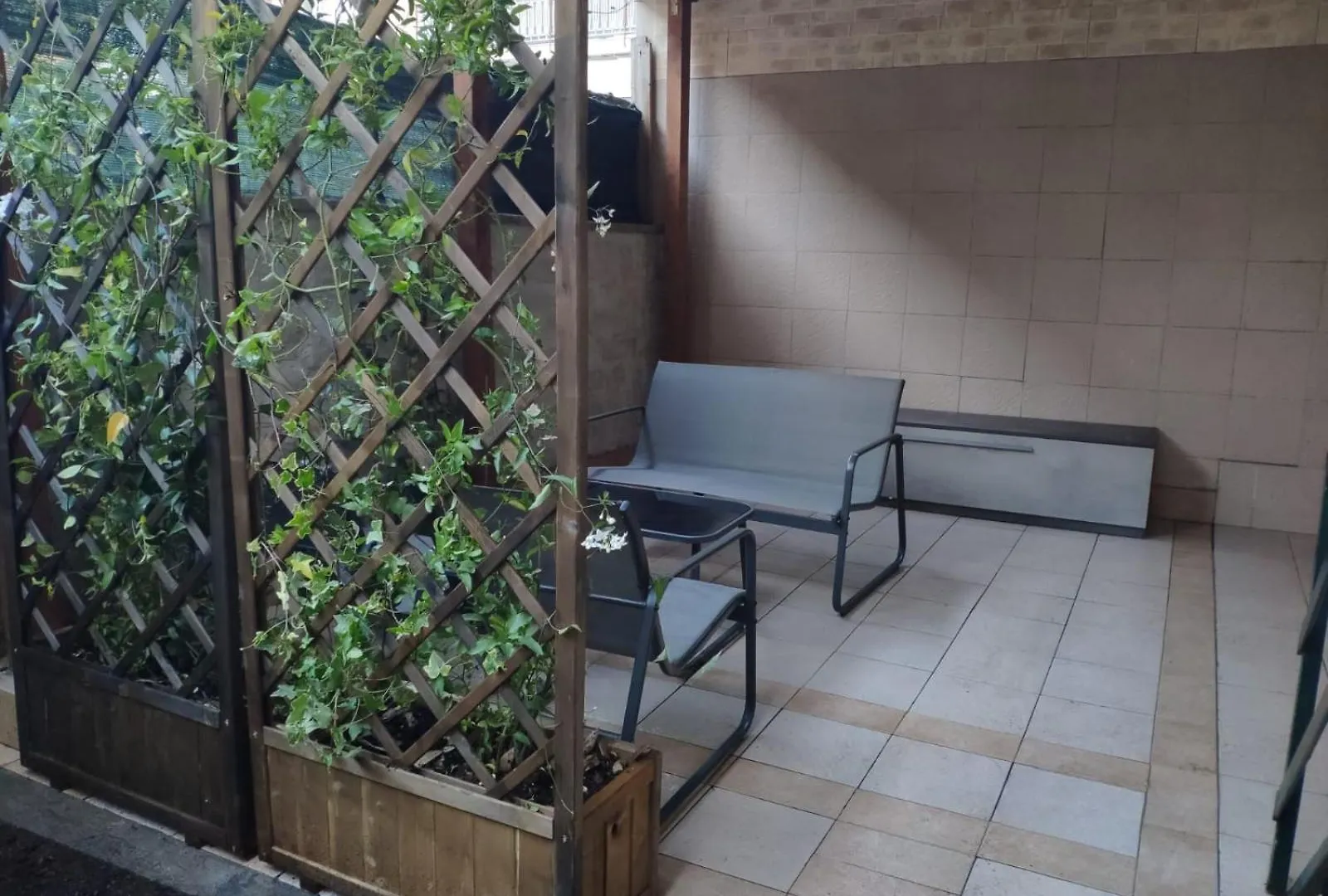 Deluxe Room With Private Kitchen And Garden - Close To Metro C Rome Guest house