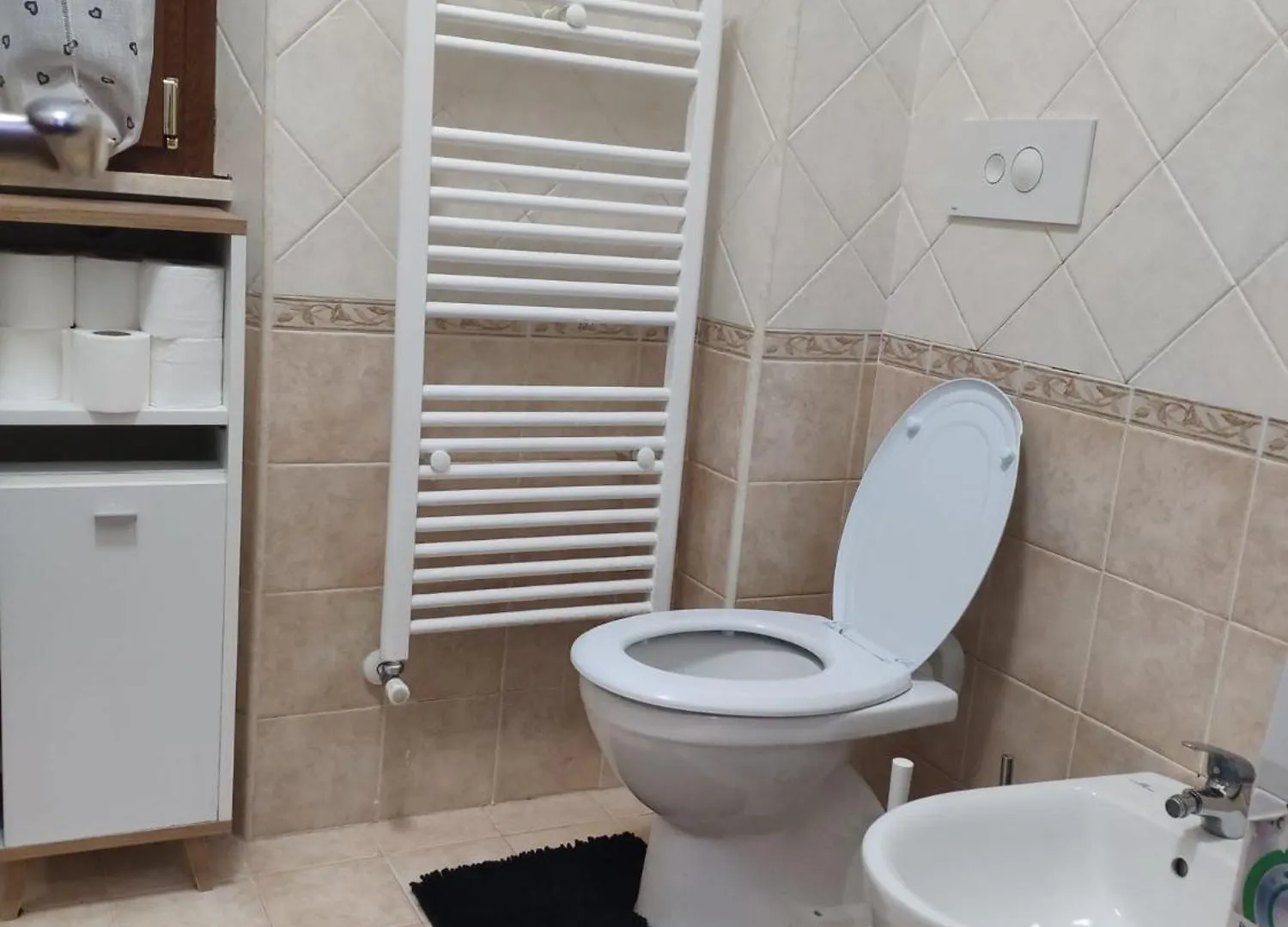 Guest house Deluxe Room With Private Kitchen And Garden - Close To Metro C Rome Italy